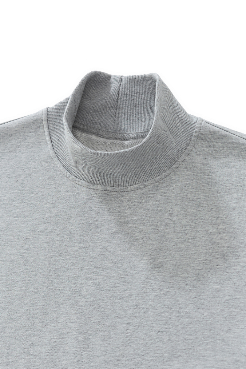 The Off-Duty Cropped Mockneck — AVLETICA