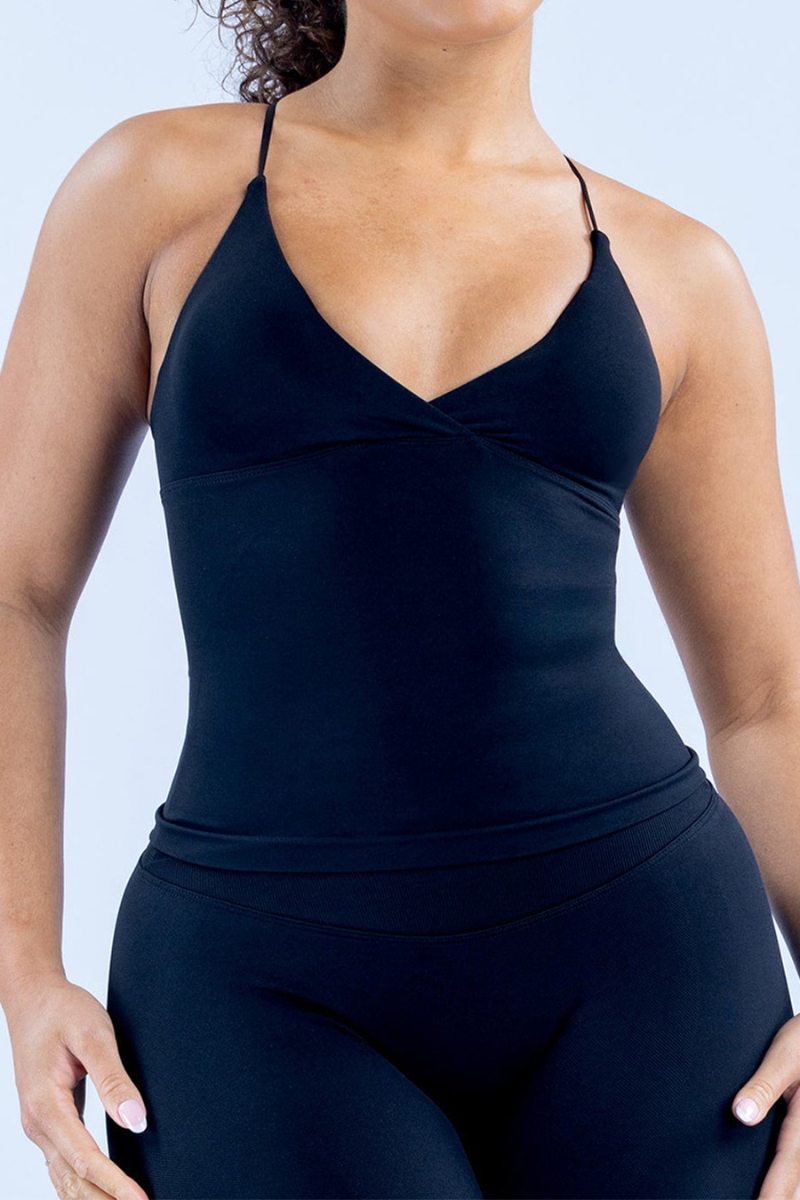 The Focus Twist-Front Longline Top — AVLETICA