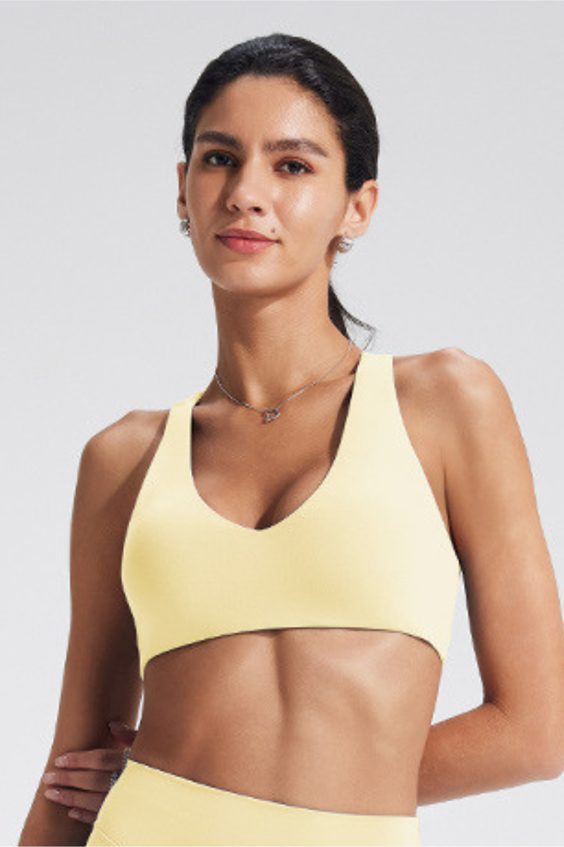 The Signature Racerback Bra — AVLETICA