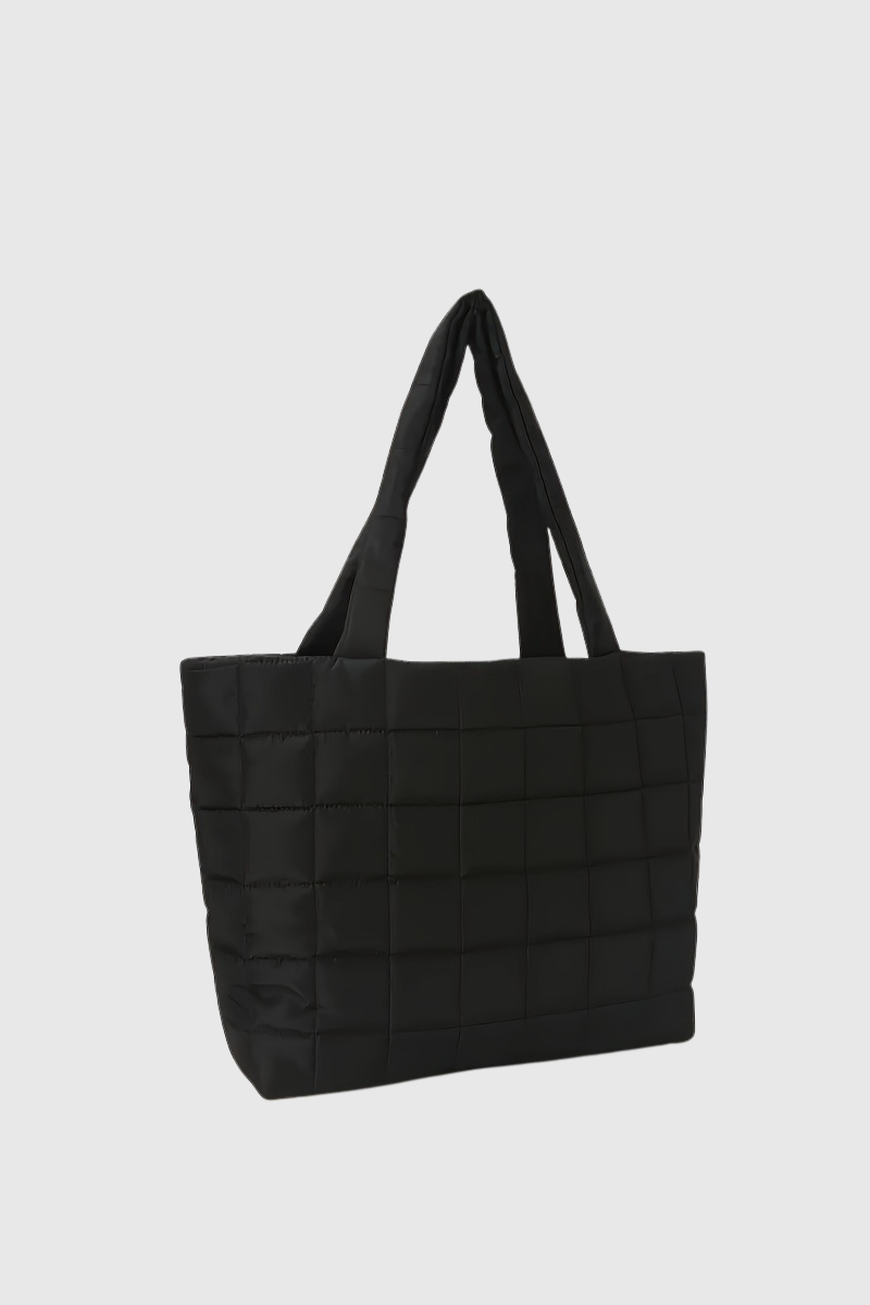 The Weekender Tote — AVLETICA