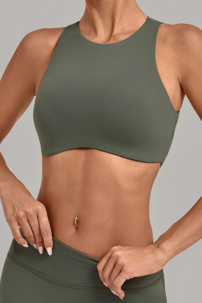 The Balance High Neck Sports Bra — AVLETICA