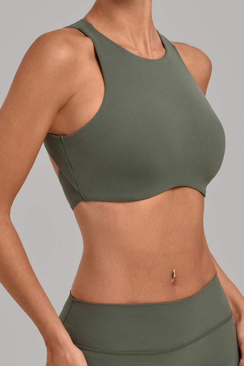 The Balance High Neck Sports Bra — AVLETICA
