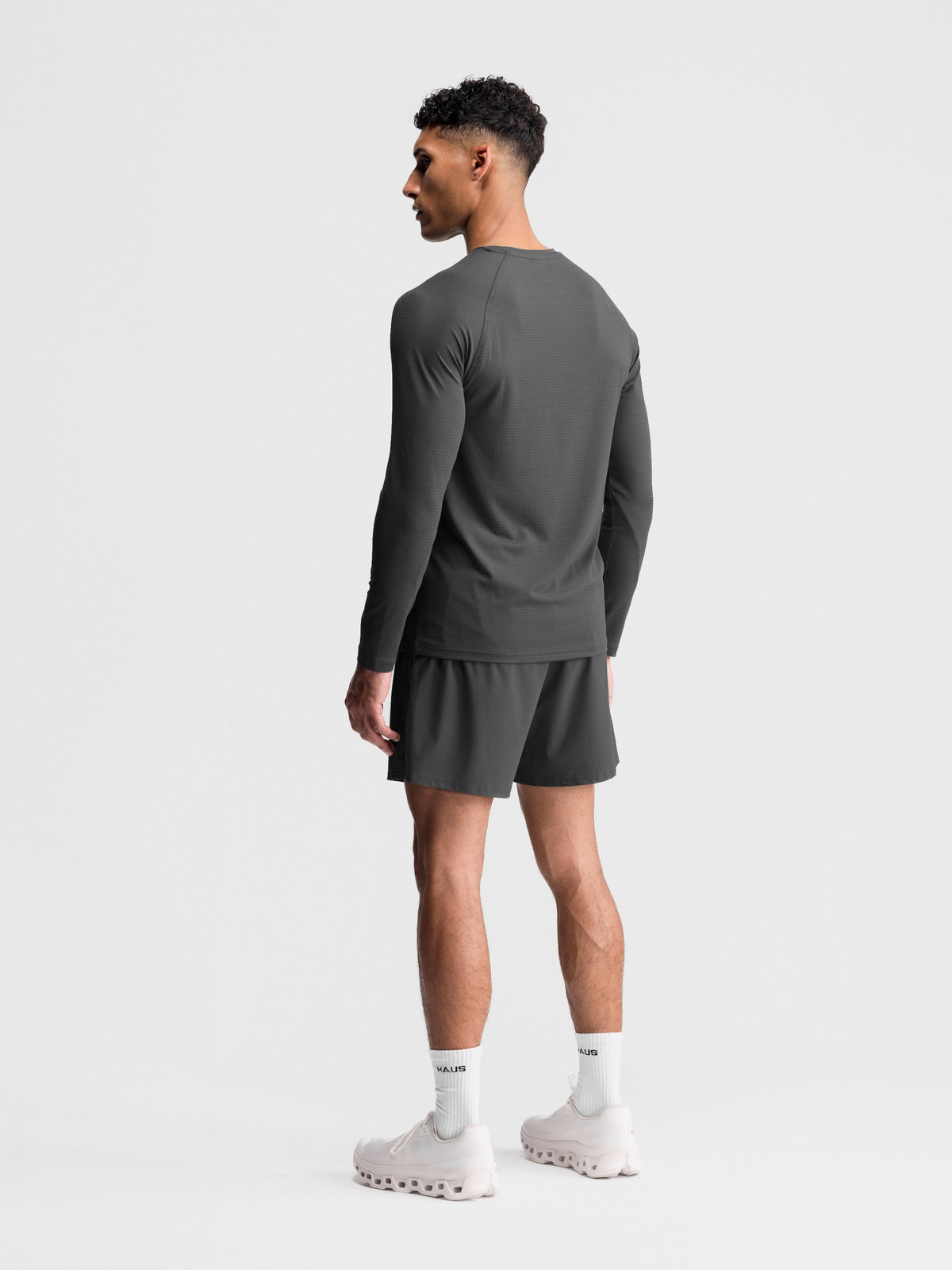 Everyday Essential Short 5"